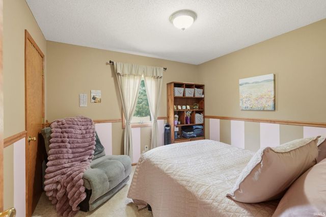 1010 Autumn Ridge Lane, Fort Wayne, IN 46804