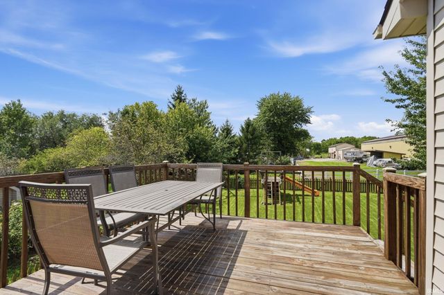 1010 Autumn Ridge Lane, Fort Wayne, IN 46804