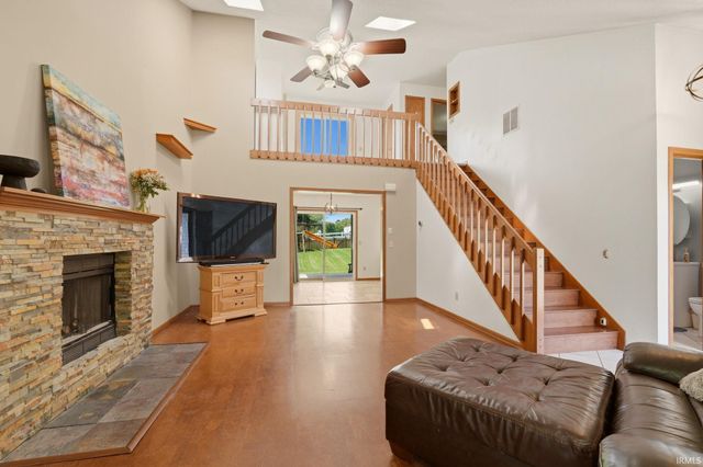 1010 Autumn Ridge Lane, Fort Wayne, IN 46804