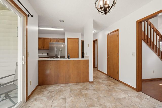 1010 Autumn Ridge Lane, Fort Wayne, IN 46804