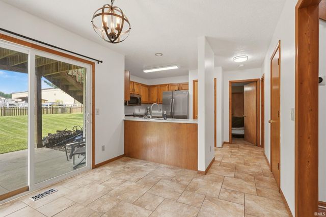 1010 Autumn Ridge Lane, Fort Wayne, IN 46804