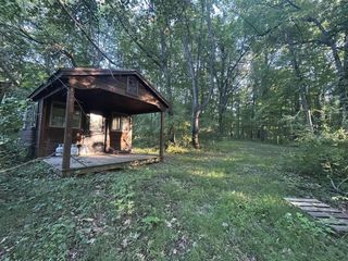 11500 Goose Lake Road, Jonesville, MI 49250