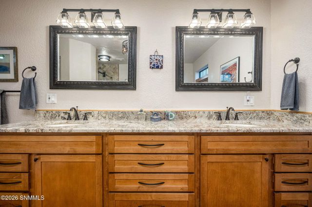 2990 Wildwind Road, Las Cruces, NM 88007