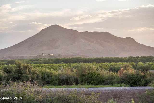 2990 Wildwind Road, Las Cruces, NM 88007