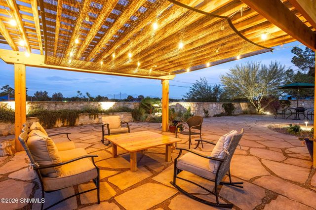 2990 Wildwind Road, Las Cruces, NM 88007