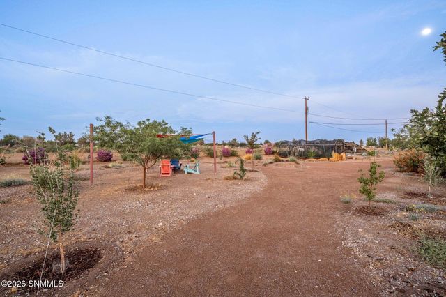 2990 Wildwind Road, Las Cruces, NM 88007
