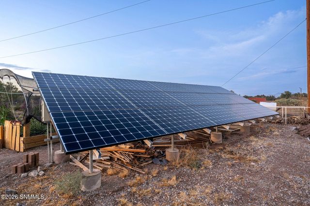 2990 Wildwind Road, Las Cruces, NM 88007