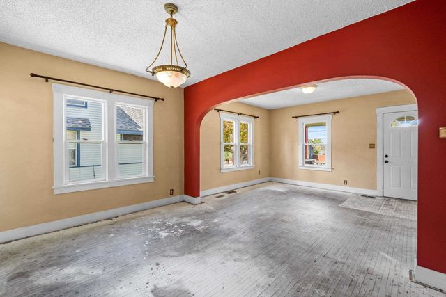 1818 E 11th Ave, Spokane, WA 99202