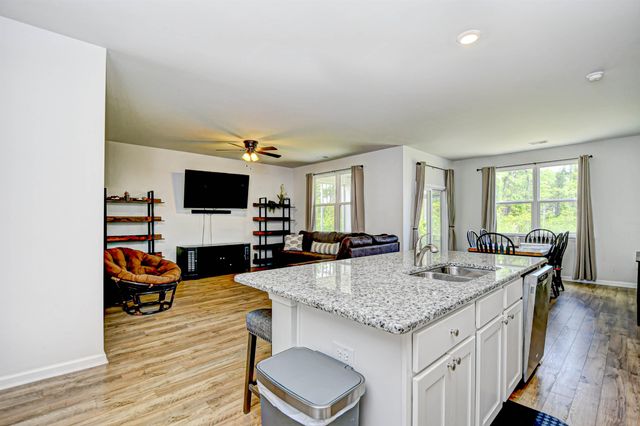 2315 Blackthorn Dr., Conway, SC 29526