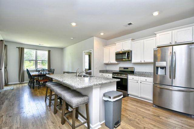 2315 Blackthorn Dr., Conway, SC 29526