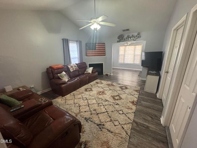 11351 Clubhaven Place 100, Raleigh, NC 27617