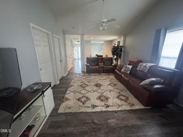 11351 Clubhaven Place 100, Raleigh, NC 27617