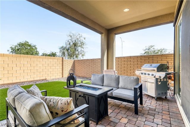 357 Old Erie Place, Henderson, NV 89011