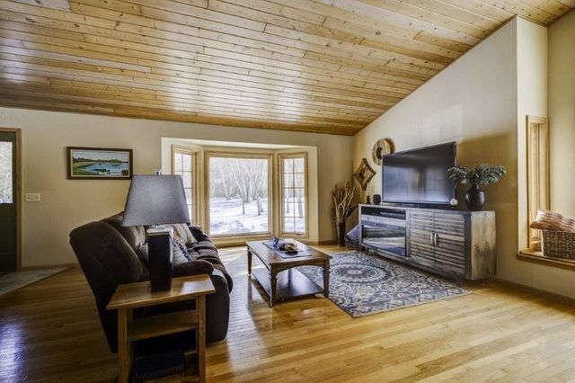 12375 Kenter Lane NE, Bemidji, MN 56601