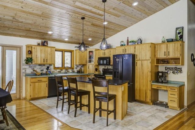 12375 Kenter Lane NE, Bemidji, MN 56601