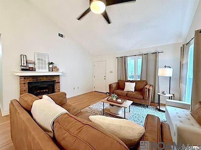 419 Bonarbridge Dr, Baton Rouge, LA 70808