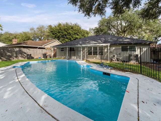 1343 Wrotham Lane, Channelview, TX 77530