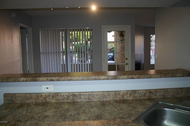 8787 E Mountain View Road 1014, Scottsdale, AZ 85258