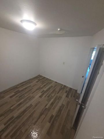 9979 Montrose Street, Detroit, MI 48227