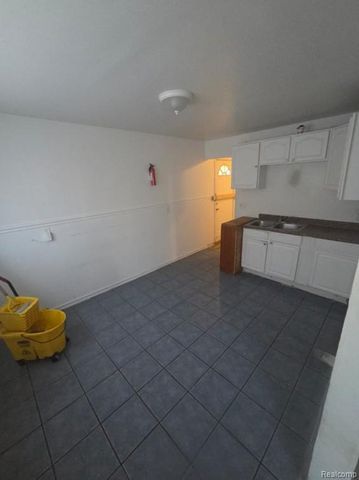 9979 Montrose Street, Detroit, MI 48227