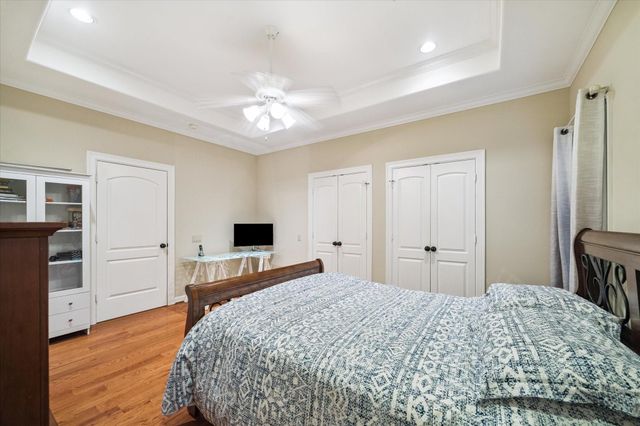 4621 Willow, Bellaire, TX 77401
