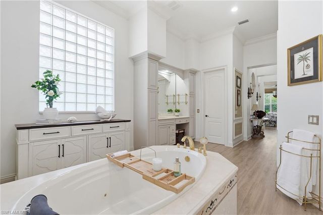 28646 Via D Arezzo DR, Bonita Springs, FL 34135