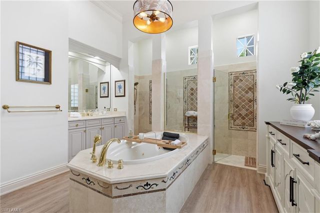 28646 Via D Arezzo DR, Bonita Springs, FL 34135