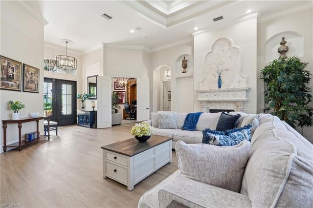 28646 Via D Arezzo DR, Bonita Springs, FL 34135
