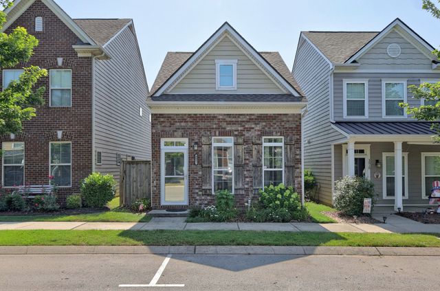 3012 Bienville Dr, Smyrna, TN 37167