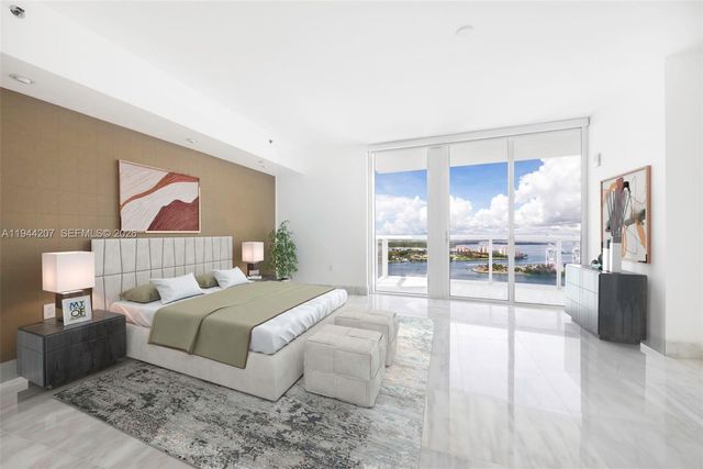 400 Alton Rd 3403, Miami Beach, FL 33139