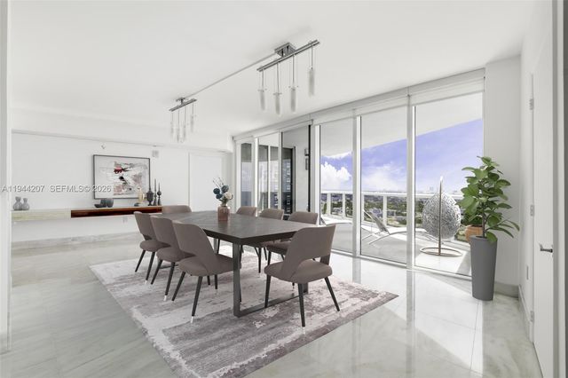 400 Alton Rd 3403, Miami Beach, FL 33139