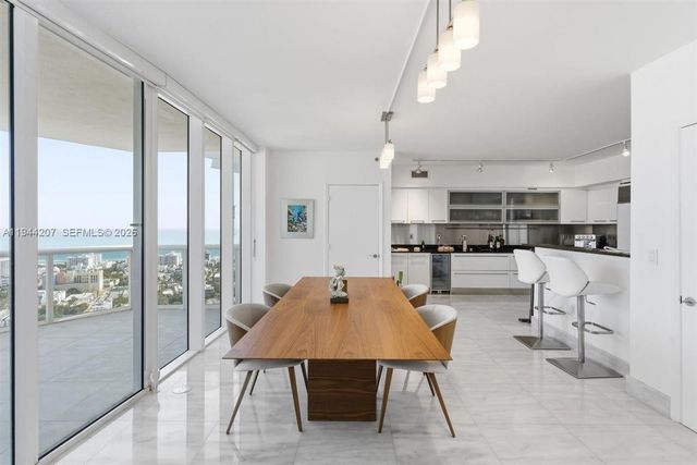 400 Alton Rd 3403, Miami Beach, FL 33139