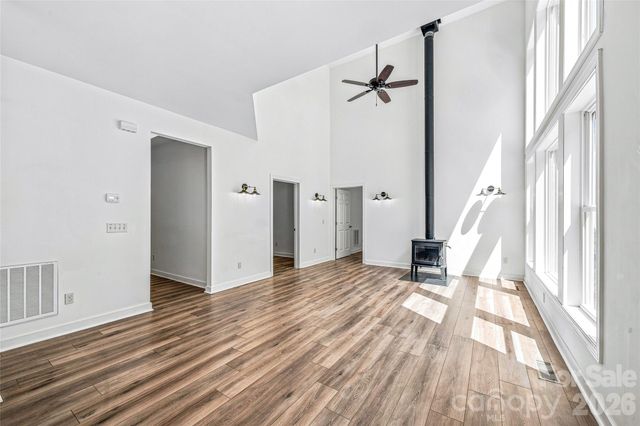 820 Merrills Cove Road, Asheville, NC 28803