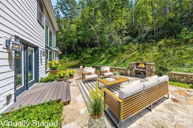 820 Merrills Cove Road, Asheville, NC 28803