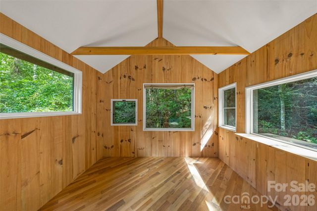 820 Merrills Cove Road, Asheville, NC 28803