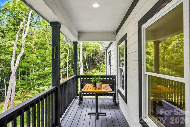 820 Merrills Cove Road, Asheville, NC 28803