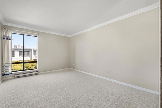 8 Commodore Drive C457, Emeryville, CA 94608