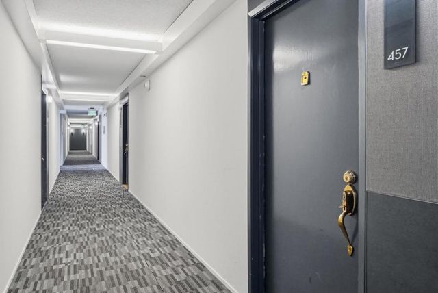 8 Commodore Drive C457, Emeryville, CA 94608