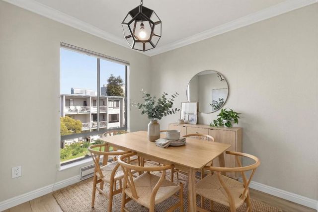 8 Commodore Drive C457, Emeryville, CA 94608