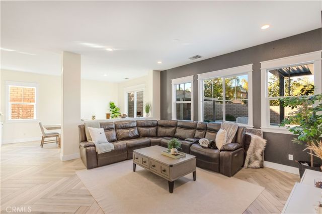 8824 Soothing Court, Corona, CA 92883