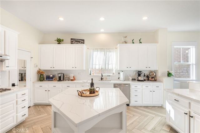 8824 Soothing Court, Corona, CA 92883