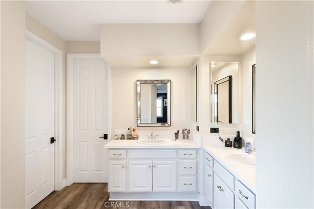 8824 Soothing Court, Corona, CA 92883