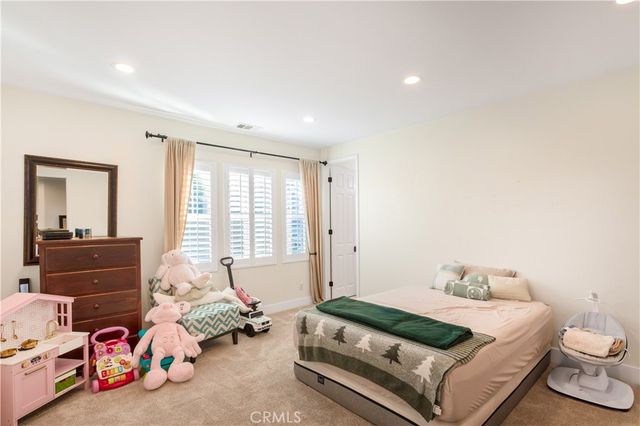 8824 Soothing Court, Corona, CA 92883