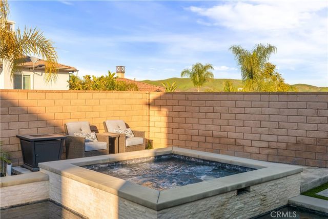 8824 Soothing Court, Corona, CA 92883