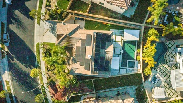 8824 Soothing Court, Corona, CA 92883