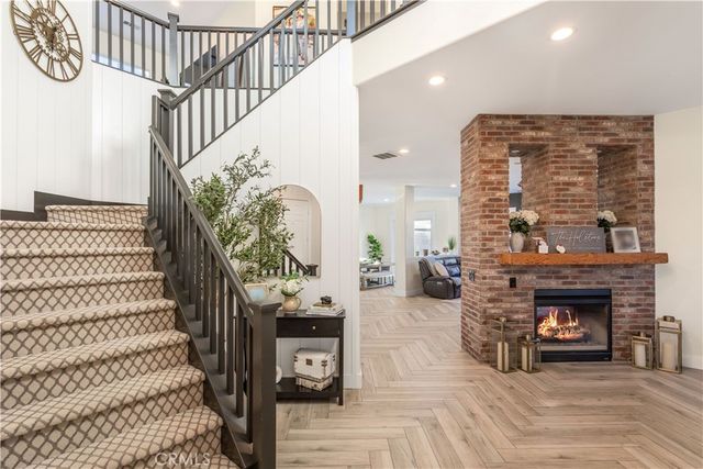 8824 Soothing Court, Corona, CA 92883