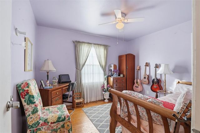 629 N Broadway, Edmond, OK 73034