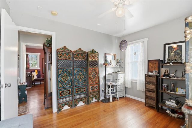 629 N Broadway, Edmond, OK 73034