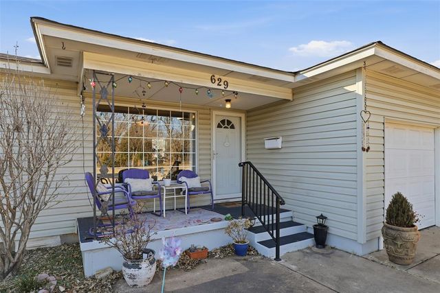 629 N Broadway, Edmond, OK 73034