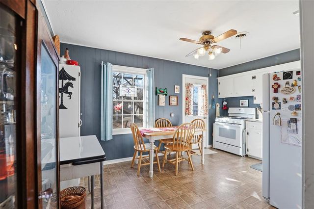 629 N Broadway, Edmond, OK 73034